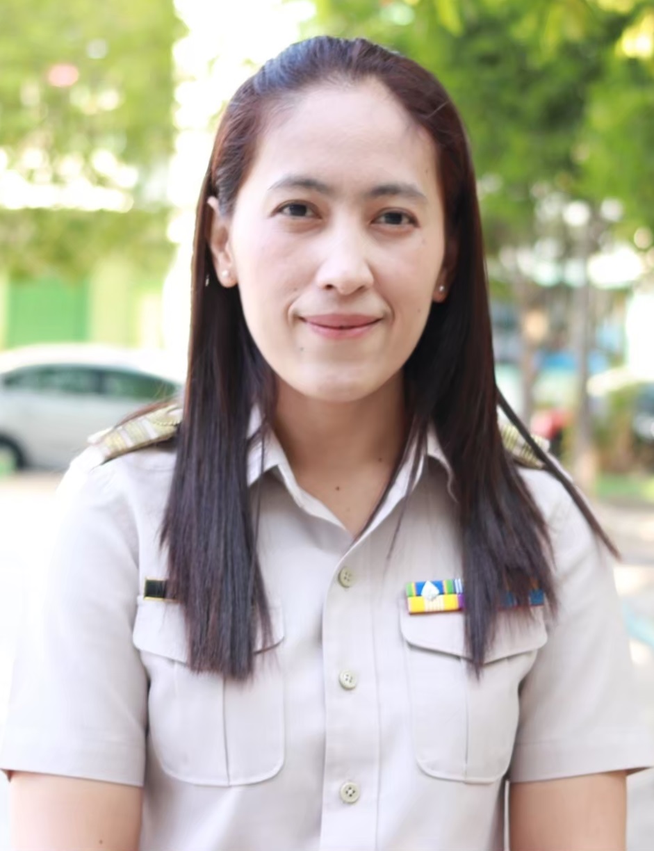 รูปคณะครูและบุคลากร ๒๑๐๘๑๘